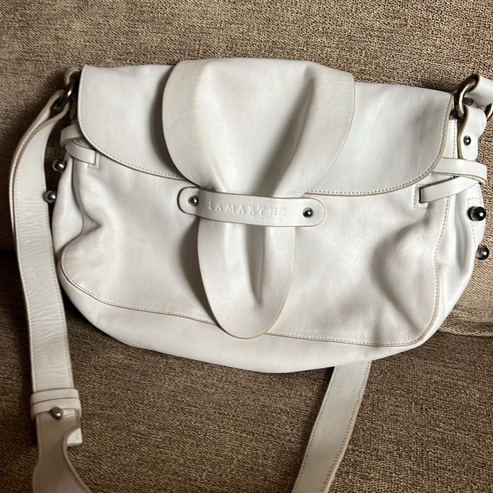 Cross body leather bag